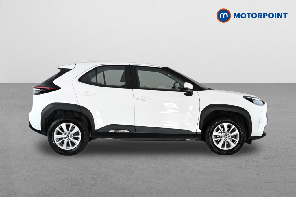 Toyota Yaris Cross Icon Automatic Petrol-Electric Hybrid Estate - Stock Number (1660153) - Drivers side