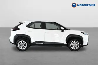 Toyota Yaris Cross Icon Automatic Petrol-Electric Hybrid Estate - Stock Number (1660153) - Drivers side