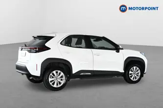 Toyota Yaris Cross Icon Automatic Petrol-Electric Hybrid Estate - Stock Number (1660153) - Drivers side rear corner
