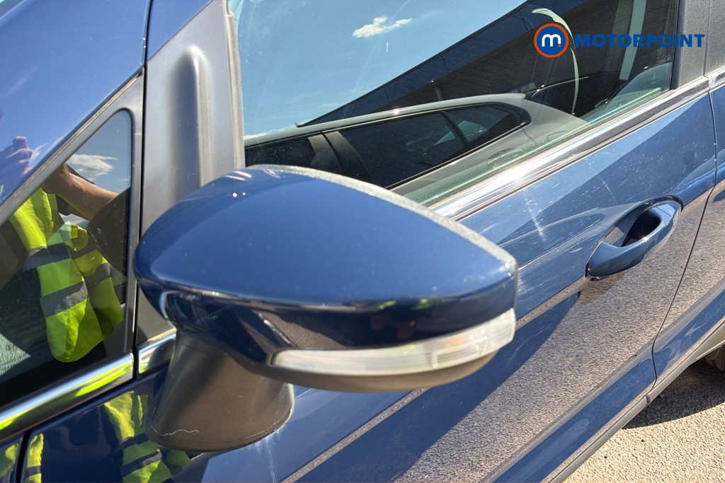 Ford Ecosport Titanium Manual Petrol SUV - Stock Number (1660522) - 40th supplementary image