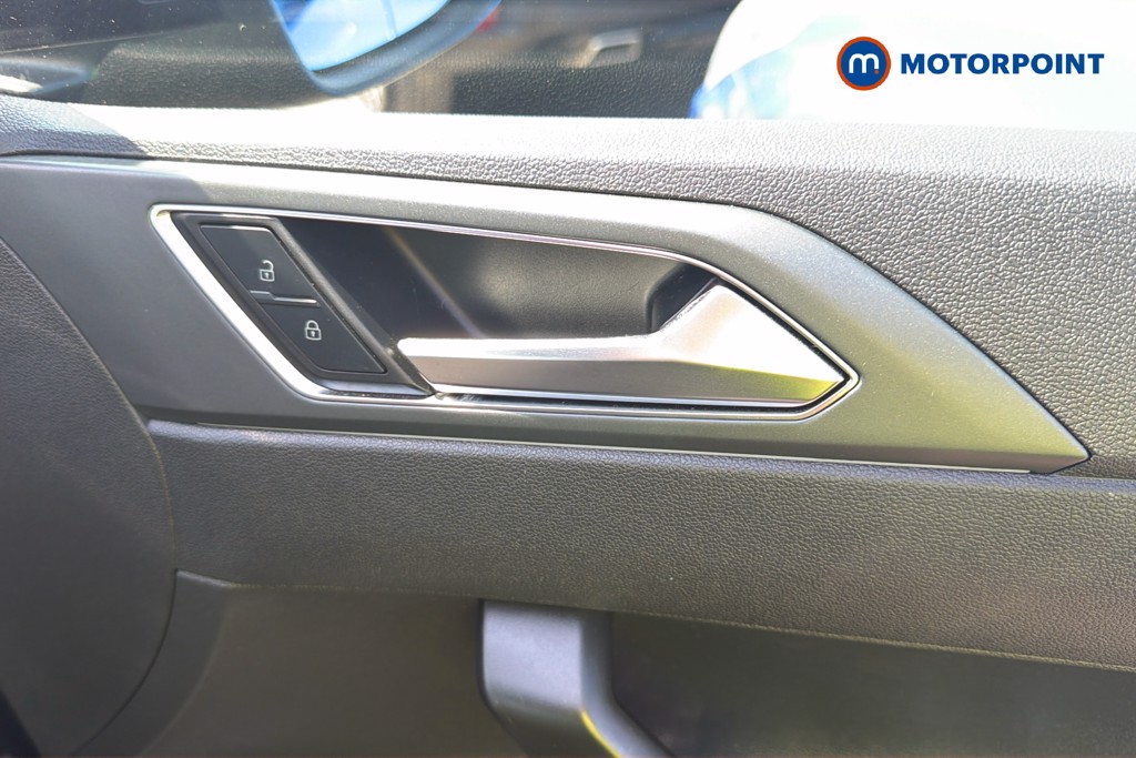 Volkswagen Taigo R-Line Automatic Petrol SUV - Stock Number (1660909) - 42nd supplementary image