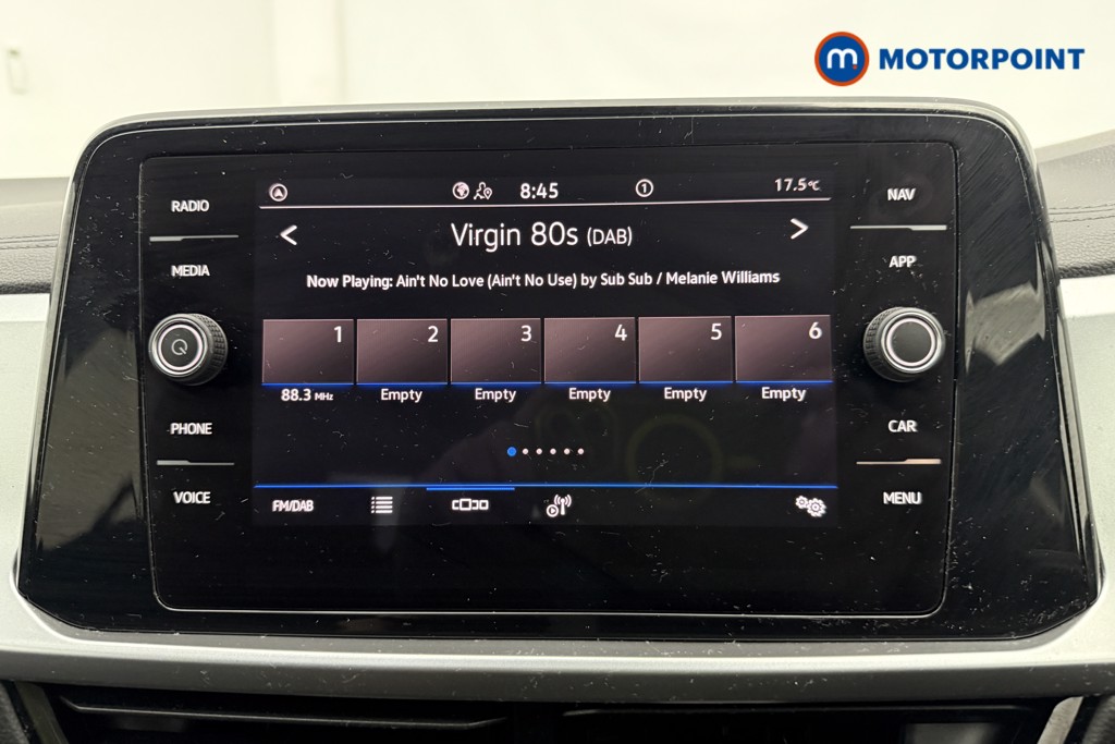 Volkswagen T-Roc Match Manual Petrol SUV - Stock Number (1660992) - 2nd supplementary image