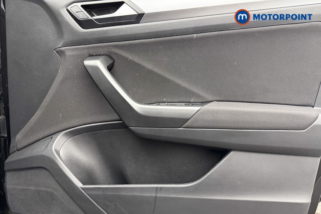 Volkswagen T-Roc Match Manual Petrol SUV - Stock Number (1660992) - 17th supplementary image