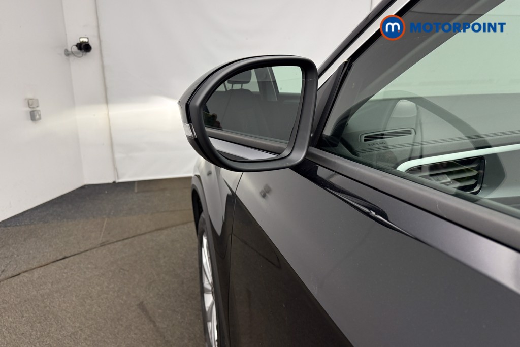 Volkswagen T-Roc Match Manual Petrol SUV - Stock Number (1660992) - 28th supplementary image