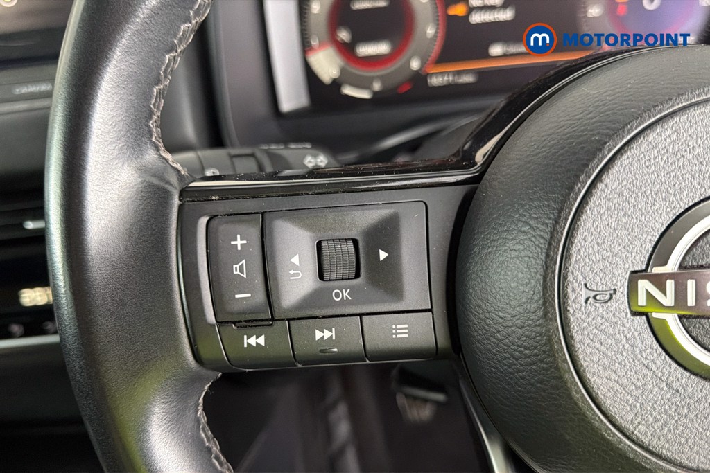 Nissan Qashqai N-Connecta Manual Petrol SUV - Stock Number (1661573) - 3rd supplementary image