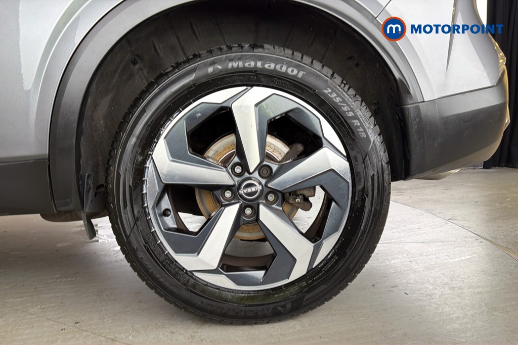 Nissan Qashqai N-Connecta Manual Petrol SUV - Stock Number (1661573) - 48th supplementary image
