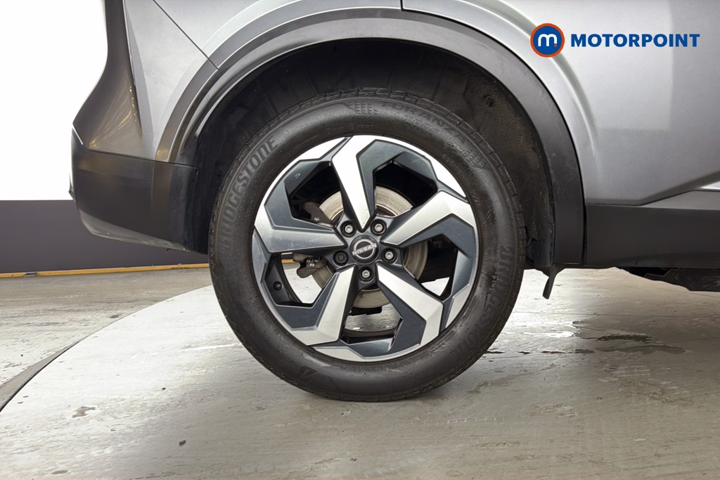 Nissan Qashqai N-Connecta Manual Petrol SUV - Stock Number (1661573) - 49th supplementary image