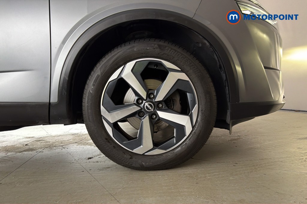 Nissan Qashqai N-Connecta Manual Petrol SUV - Stock Number (1661573) - 50th supplementary image