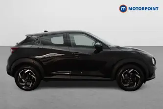 Nissan Juke N-Connecta Manual Petrol SUV - Stock Number (1661910) - Drivers side