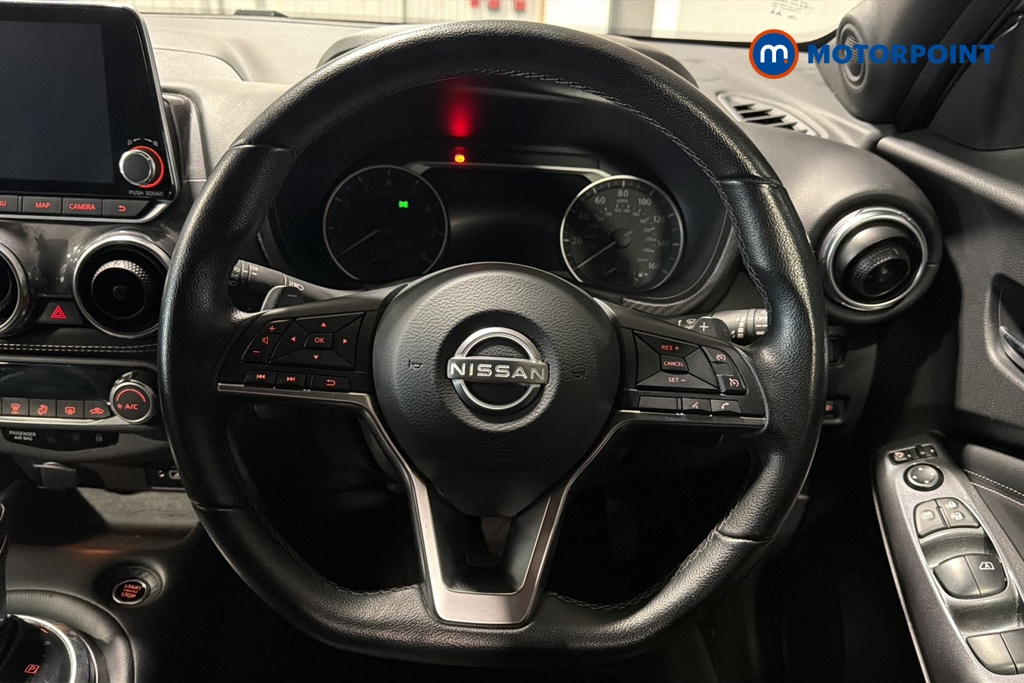 Nissan Juke N-Connecta Automatic Petrol SUV - Stock Number (1662732) - 2nd supplementary image
