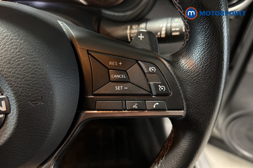 Nissan Juke N-Connecta Automatic Petrol SUV - Stock Number (1662732) - 3rd supplementary image