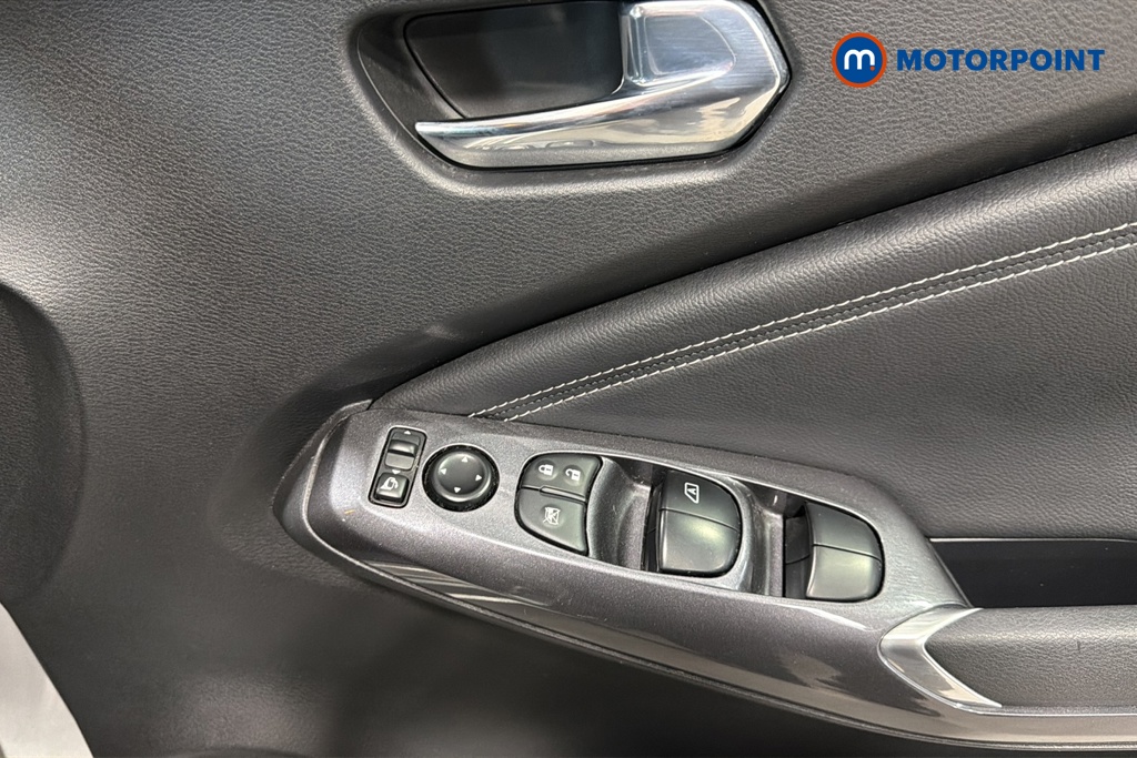 Nissan Juke N-Connecta Automatic Petrol SUV - Stock Number (1662732) - 19th supplementary image
