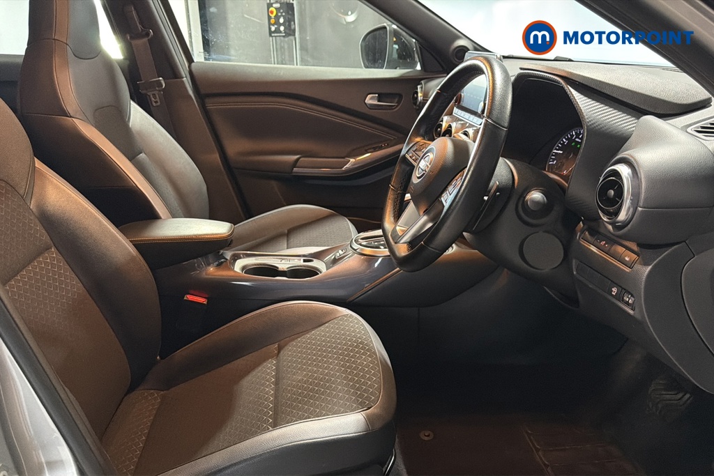 Nissan Juke N-Connecta Automatic Petrol SUV - Stock Number (1662732) - 22nd supplementary image