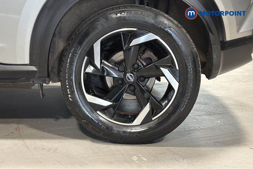 Nissan Juke N-Connecta Automatic Petrol SUV - Stock Number (1662732) - 45th supplementary image