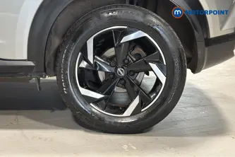 Nissan Juke N-Connecta Automatic Petrol SUV - Stock Number (1662732) - 45th supplementary image