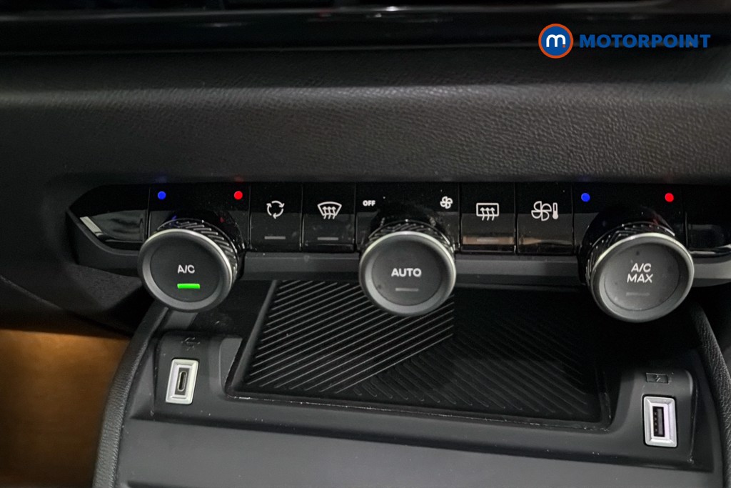 Citroen C4 X Shine Automatic Petrol Saloon - Stock Number (1662753) - 12th supplementary image