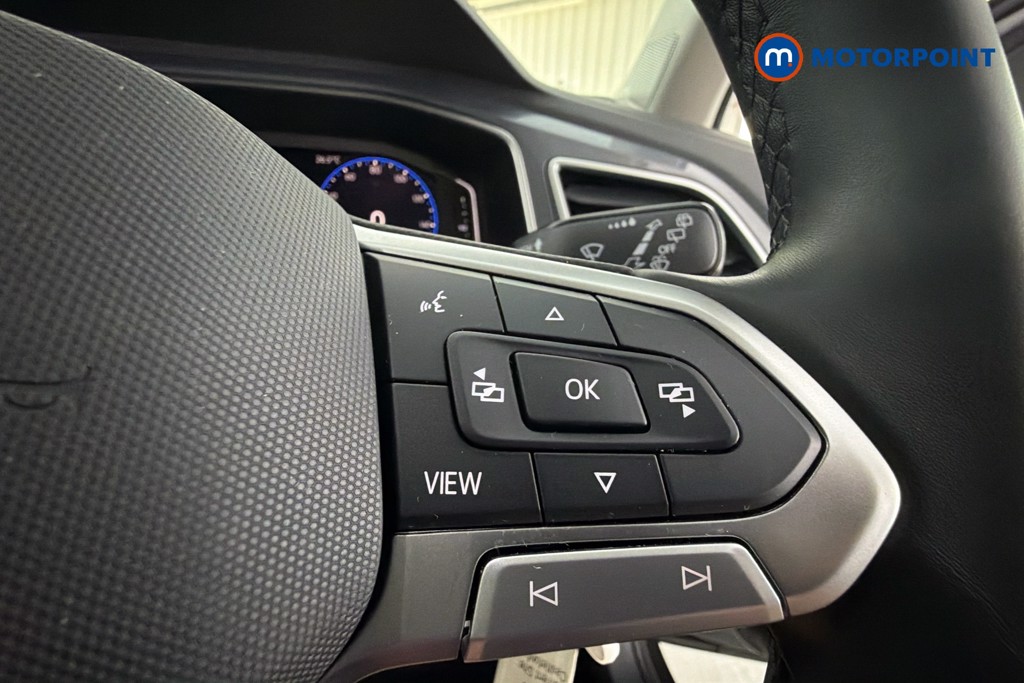 Volkswagen T-Roc Style Manual Petrol SUV - Stock Number (1663099) - 4th supplementary image