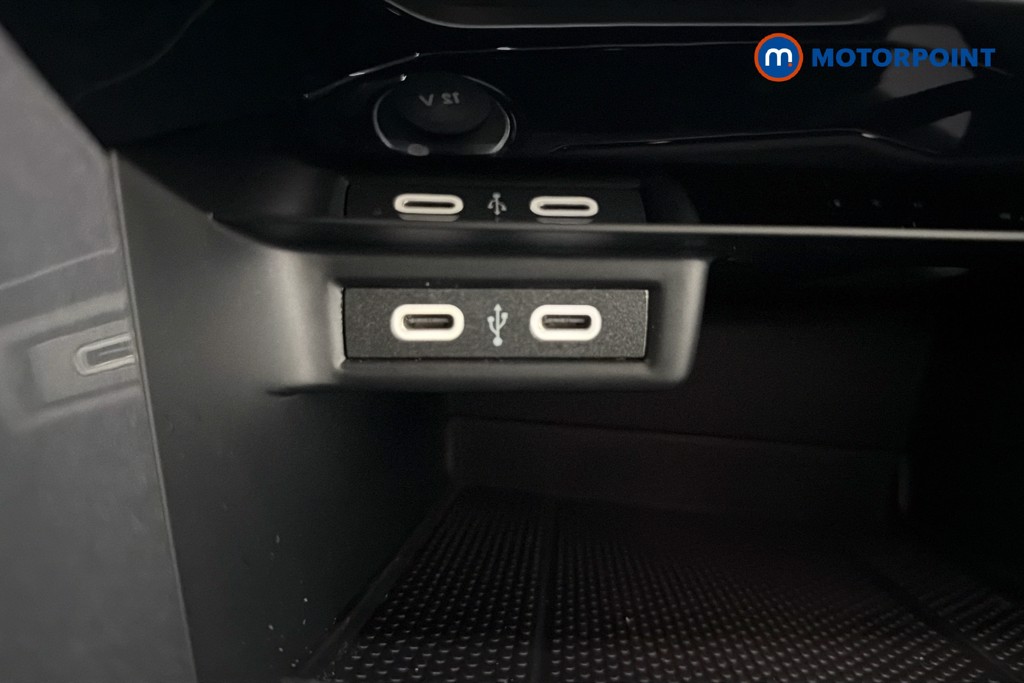 Volkswagen T-Roc Style Manual Petrol SUV - Stock Number (1663099) - 17th supplementary image