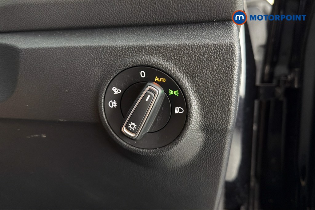 Volkswagen T-Roc Style Manual Petrol SUV - Stock Number (1663099) - 18th supplementary image