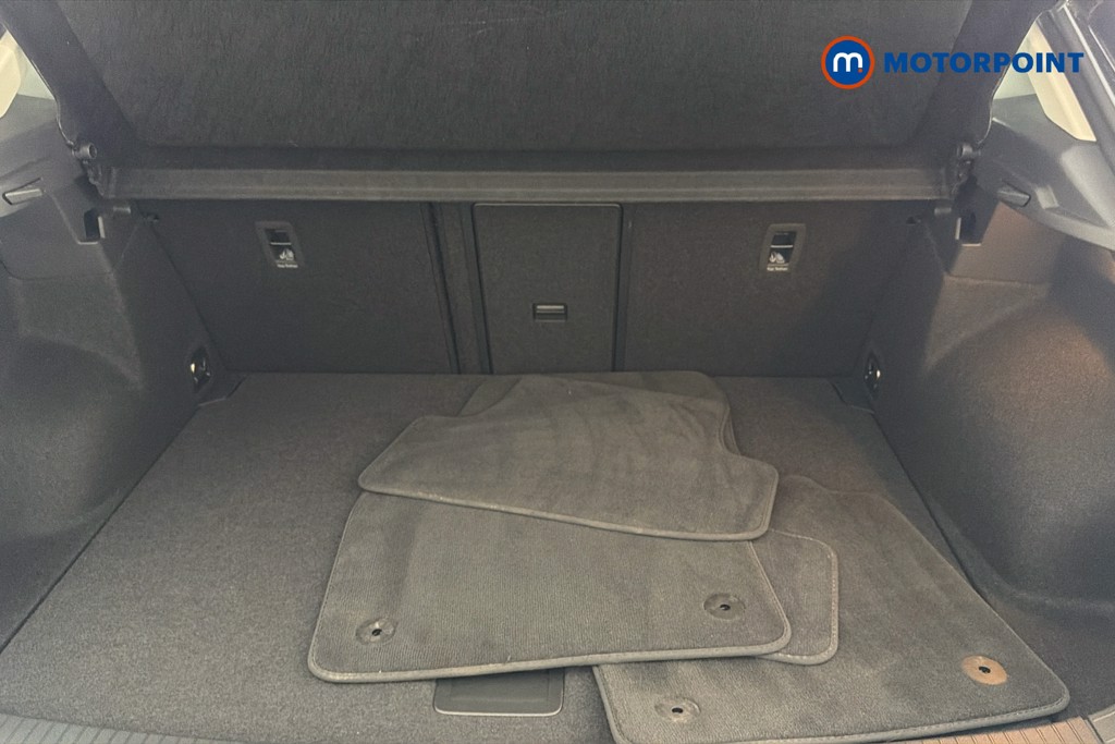 Volkswagen T-Roc Style Manual Petrol SUV - Stock Number (1663099) - 33rd supplementary image