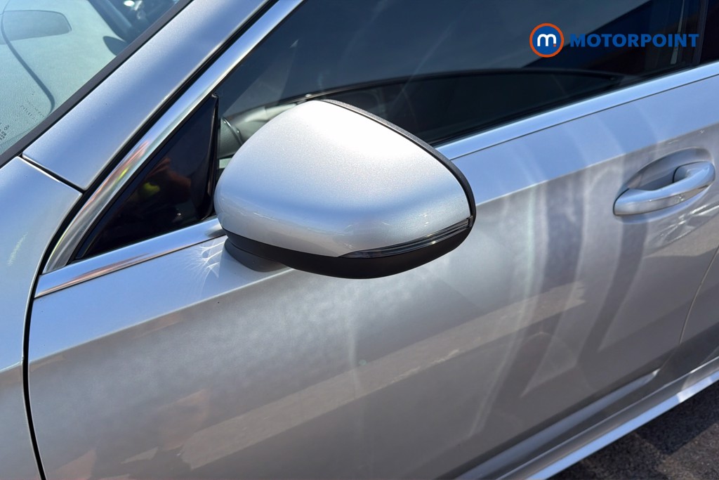 Mercedes-Benz A Class Amg Line Automatic Petrol Hatchback - Stock Number (1663293) - 40th supplementary image