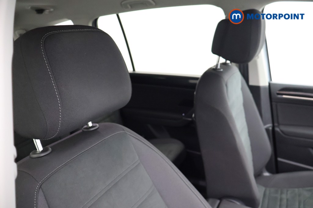 Volkswagen Touran SEL Automatic Petrol People Carrier - Stock Number (1663483) - 18th supplementary image