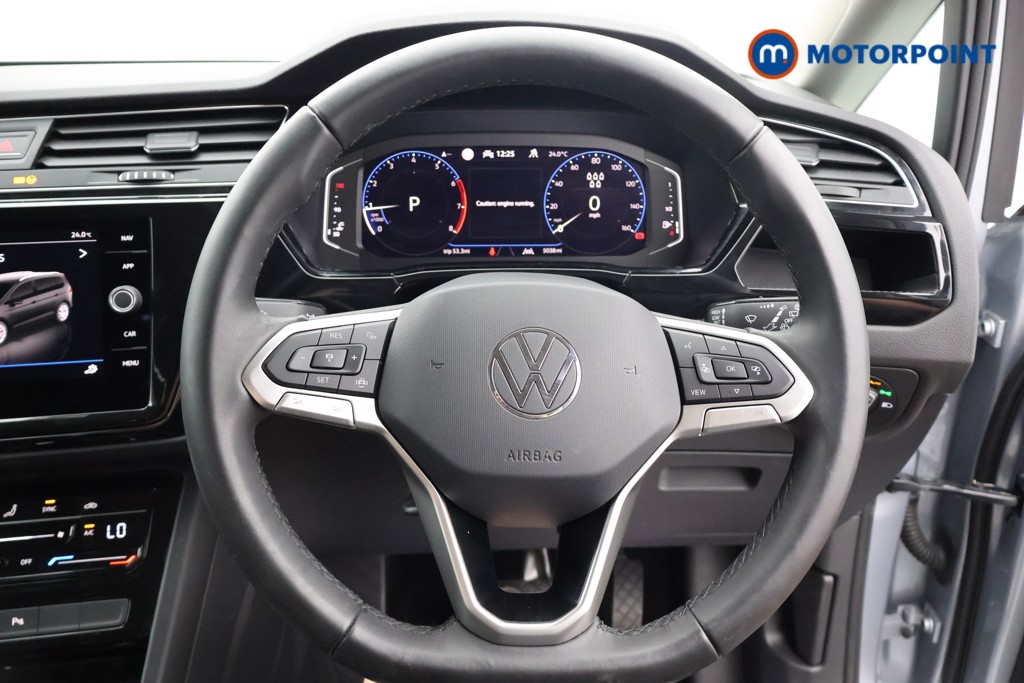 Volkswagen Touran SEL Automatic Petrol People Carrier - Stock Number (1663483) - 1st supplementary image