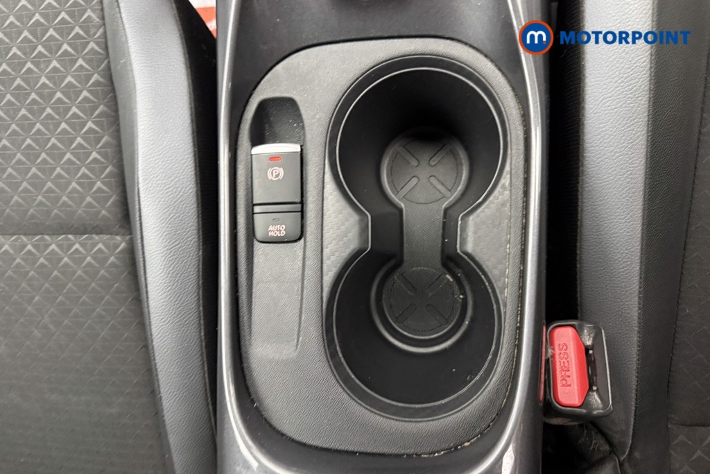 Nissan Juke N-Connecta Manual Petrol SUV - Stock Number (1663829) - 7th supplementary image