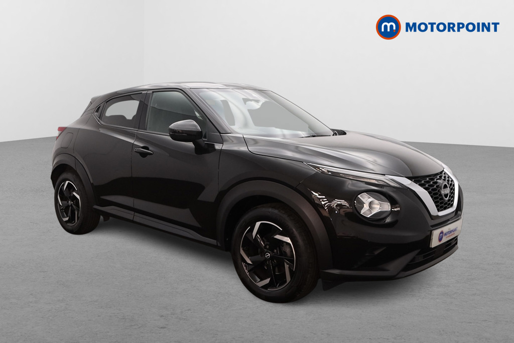 Nissan Juke N-Connecta Manual Petrol SUV - Stock Number (1663829) - Drivers side front corner