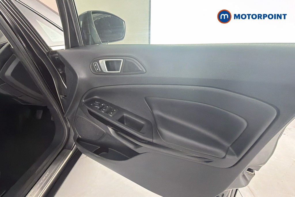 Ford Ecosport Titanium Manual Petrol SUV - Stock Number (1663986) - 19th supplementary image
