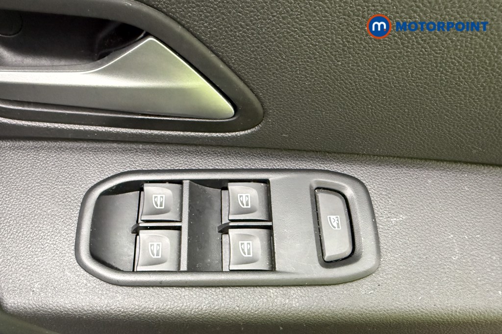 Dacia Duster Expression Manual Petrol SUV - Stock Number (1664570) - 13th supplementary image