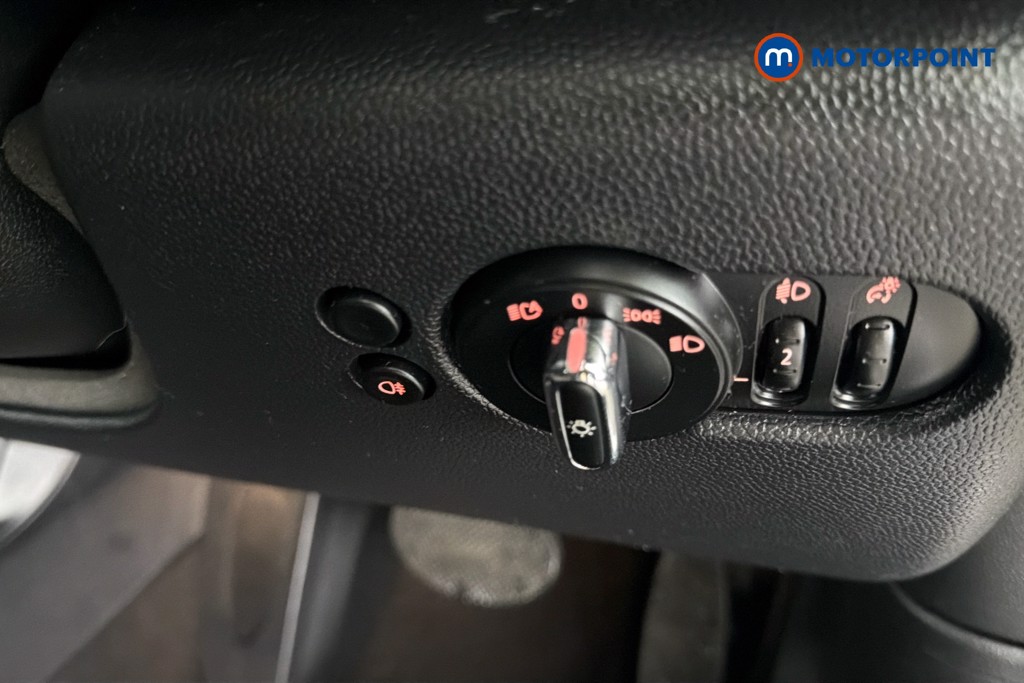 Mini Hatchback Cooper S Level 2 Automatic Electric Hatchback - Stock Number (1664609) - 18th supplementary image