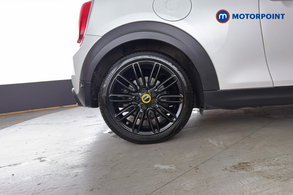 Mini Hatchback Cooper S Level 2 Automatic Electric Hatchback - Stock Number (1664609) - 49th supplementary image