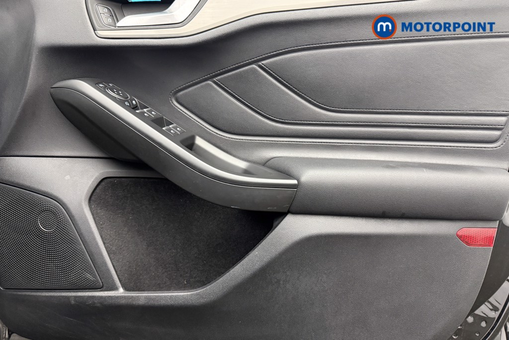 Ford Focus Titanium Manual Petrol Hatchback - Stock Number (1664647) - 18th supplementary image