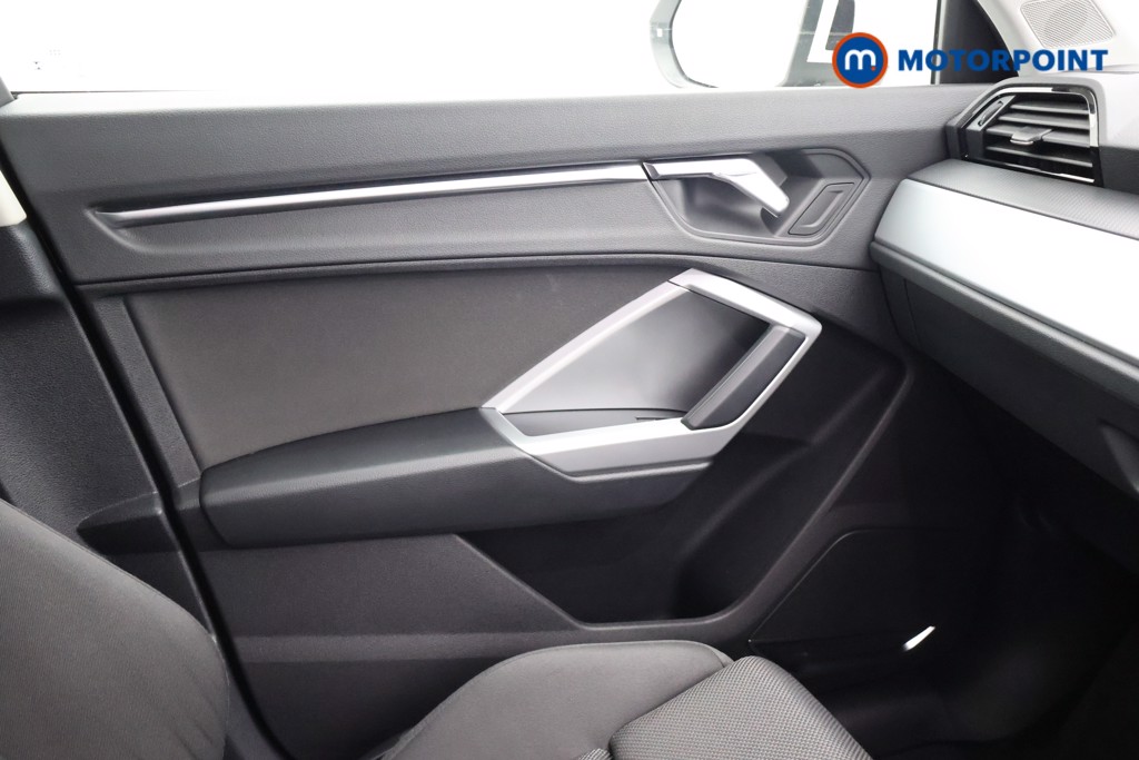 Audi Q3 Sport Manual Petrol SUV - Stock Number (1664859) - 16th supplementary image