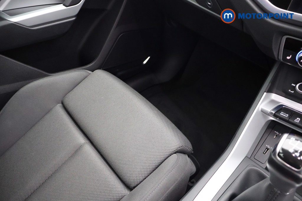 Audi Q3 Sport Manual Petrol SUV - Stock Number (1664859) - 17th supplementary image