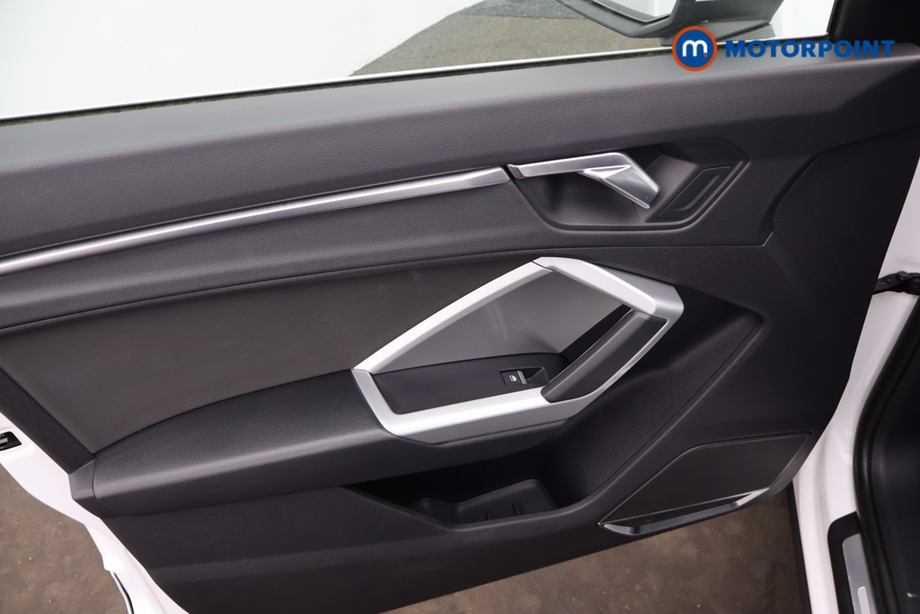Audi Q3 Sport Manual Petrol SUV - Stock Number (1664859) - 31st supplementary image