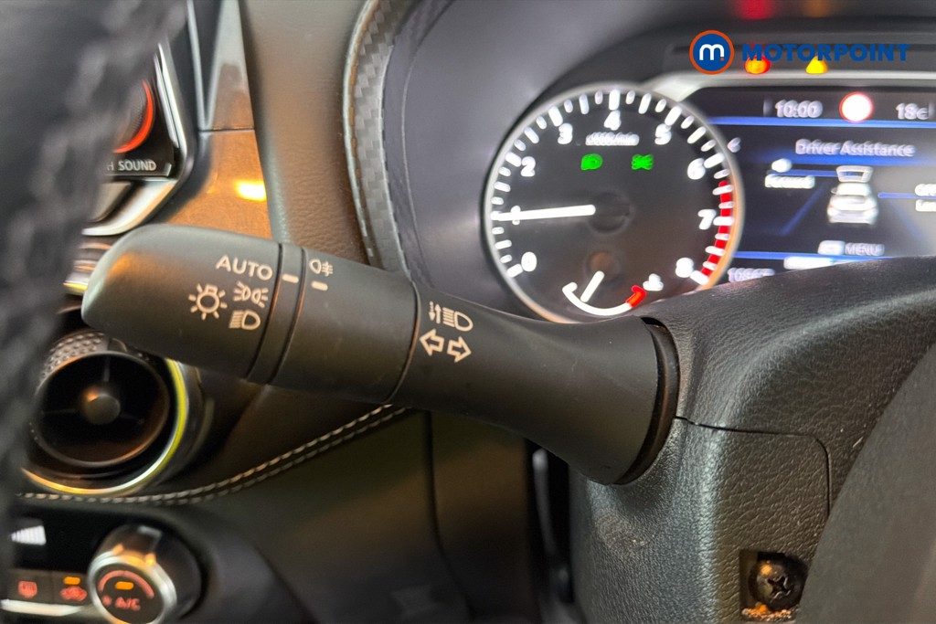 Nissan Juke N-Connecta Automatic Petrol SUV - Stock Number (1665091) - 18th supplementary image