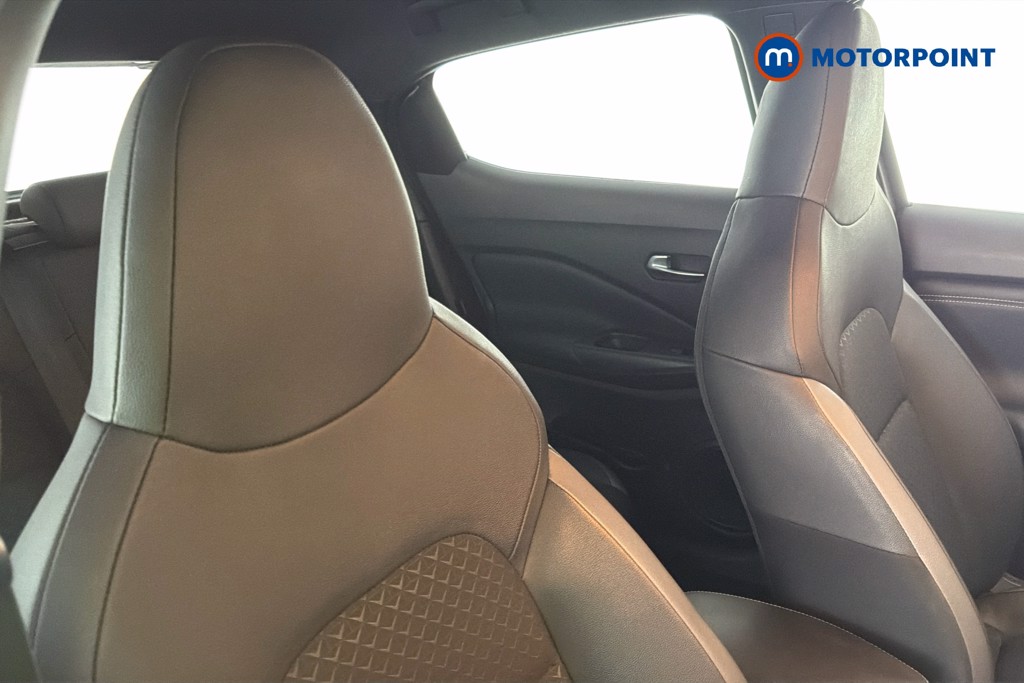 Nissan Juke N-Connecta Automatic Petrol SUV - Stock Number (1665091) - 23rd supplementary image