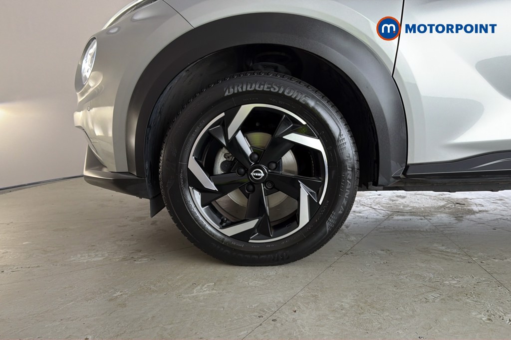 Nissan Juke N-Connecta Automatic Petrol SUV - Stock Number (1665091) - 47th supplementary image