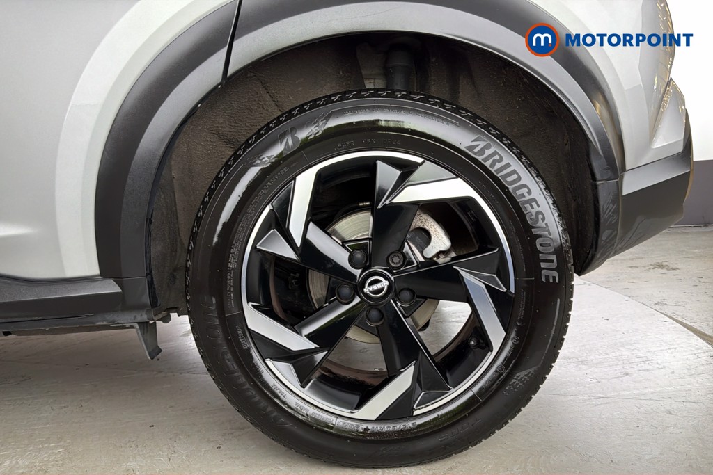 Nissan Juke N-Connecta Automatic Petrol SUV - Stock Number (1665091) - 48th supplementary image