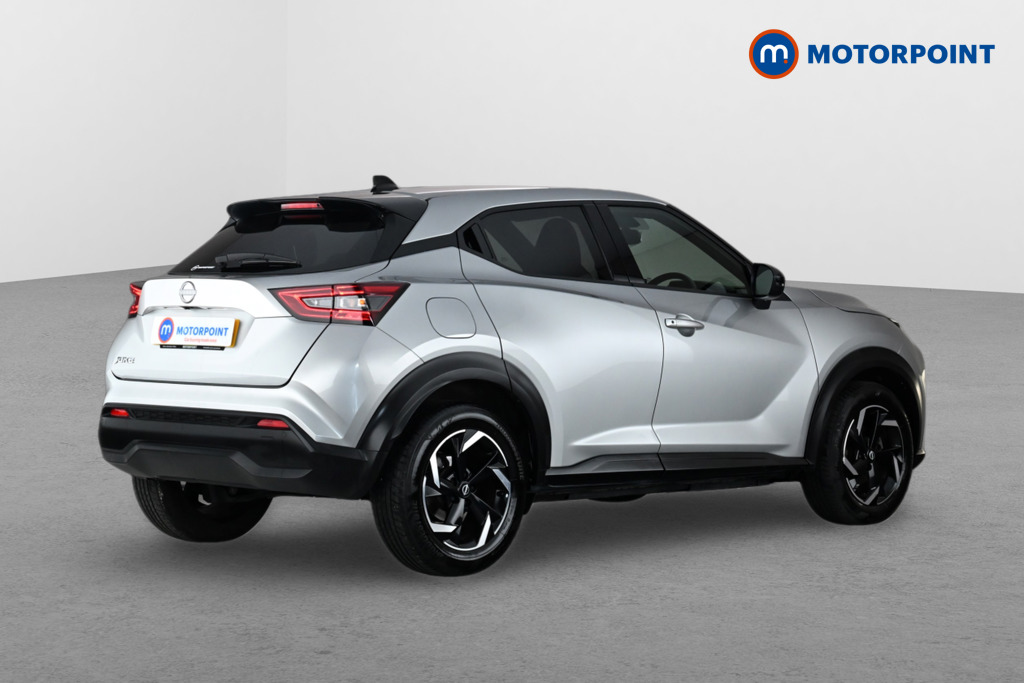 Nissan Juke N-Connecta Automatic Petrol SUV - Stock Number (1665093) - Drivers side rear corner