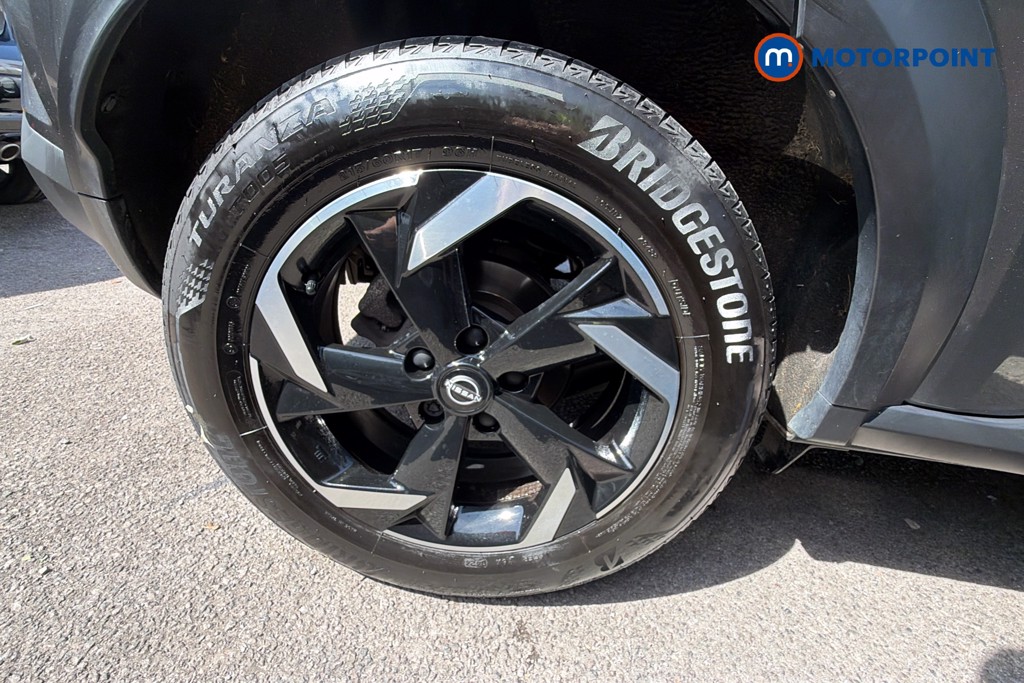 Nissan Juke N-Connecta Automatic Petrol SUV - Stock Number (1665105) - 36th supplementary image