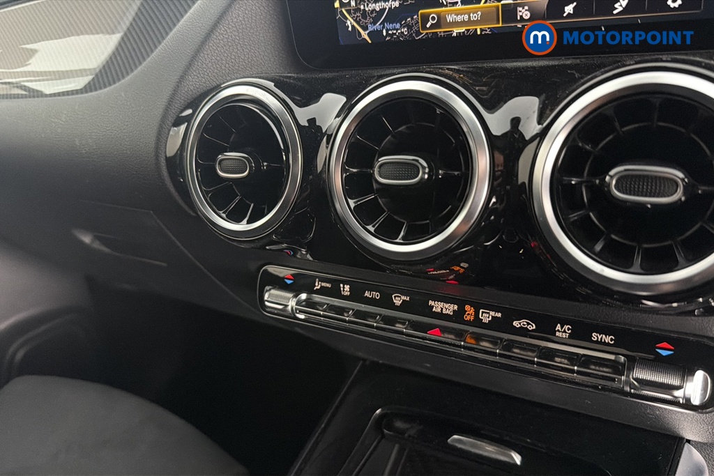 Mercedes-Benz GLA Amg Line Automatic Diesel SUV - Stock Number (1665488) - 12th supplementary image