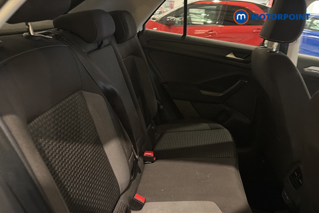 Volkswagen T-Roc Active Manual Petrol SUV - Stock Number (1665507) - 25th supplementary image