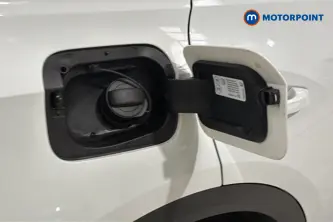 Volkswagen T-Roc Active Manual Petrol SUV - Stock Number (1665507) - 41st supplementary image