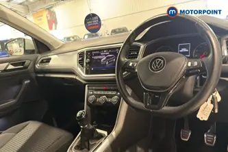 Volkswagen T-Roc Active Manual Petrol SUV - Stock Number (1665507) - 1st supplementary image