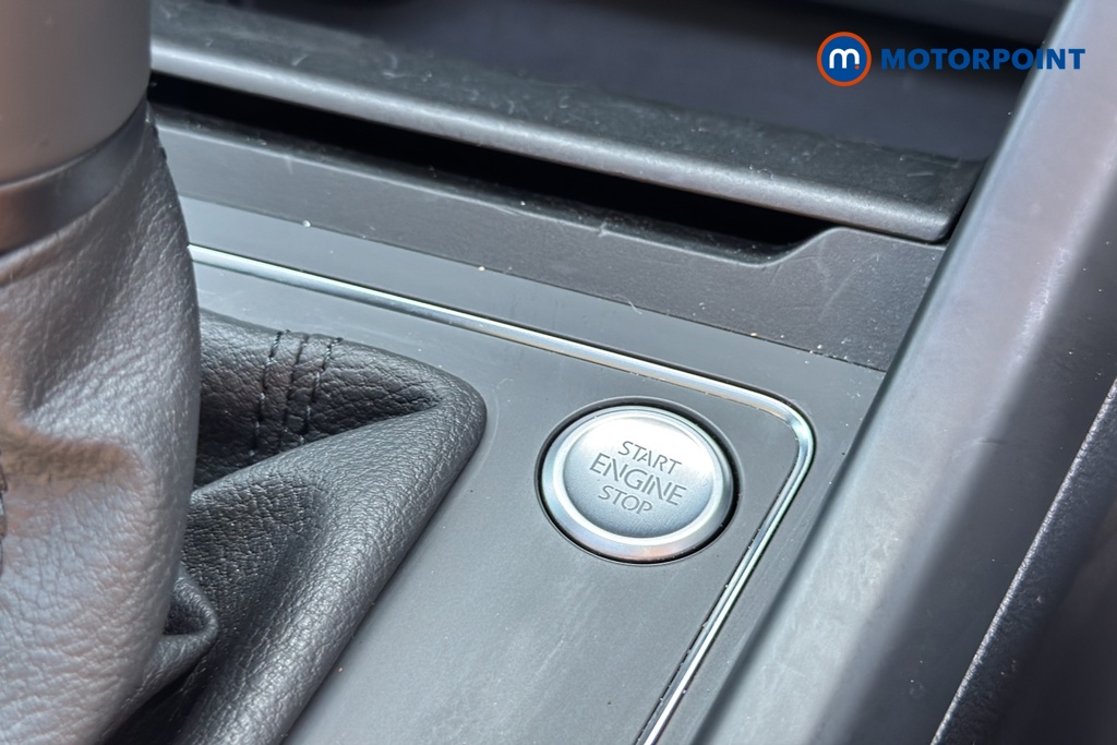 Volkswagen Touran Match Automatic Petrol People Carrier - Stock Number (1665579) - 995th supplementary image