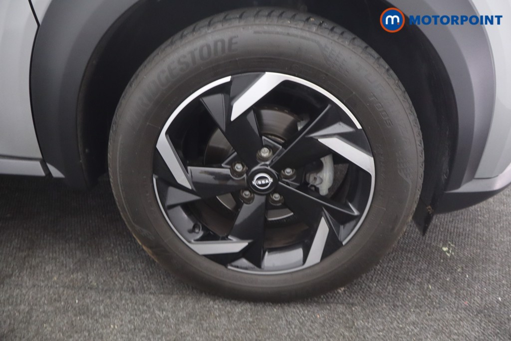 Nissan Juke N-Connecta Automatic Petrol SUV - Stock Number (1665706) - 15th supplementary image
