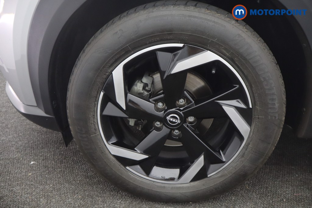 Nissan Juke N-Connecta Automatic Petrol SUV - Stock Number (1665706) - 18th supplementary image